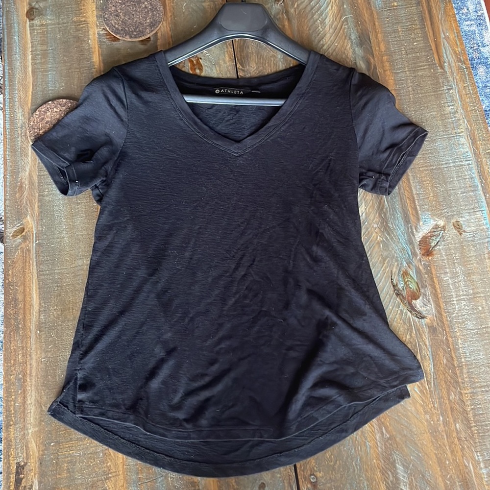 Athleta V-Neck